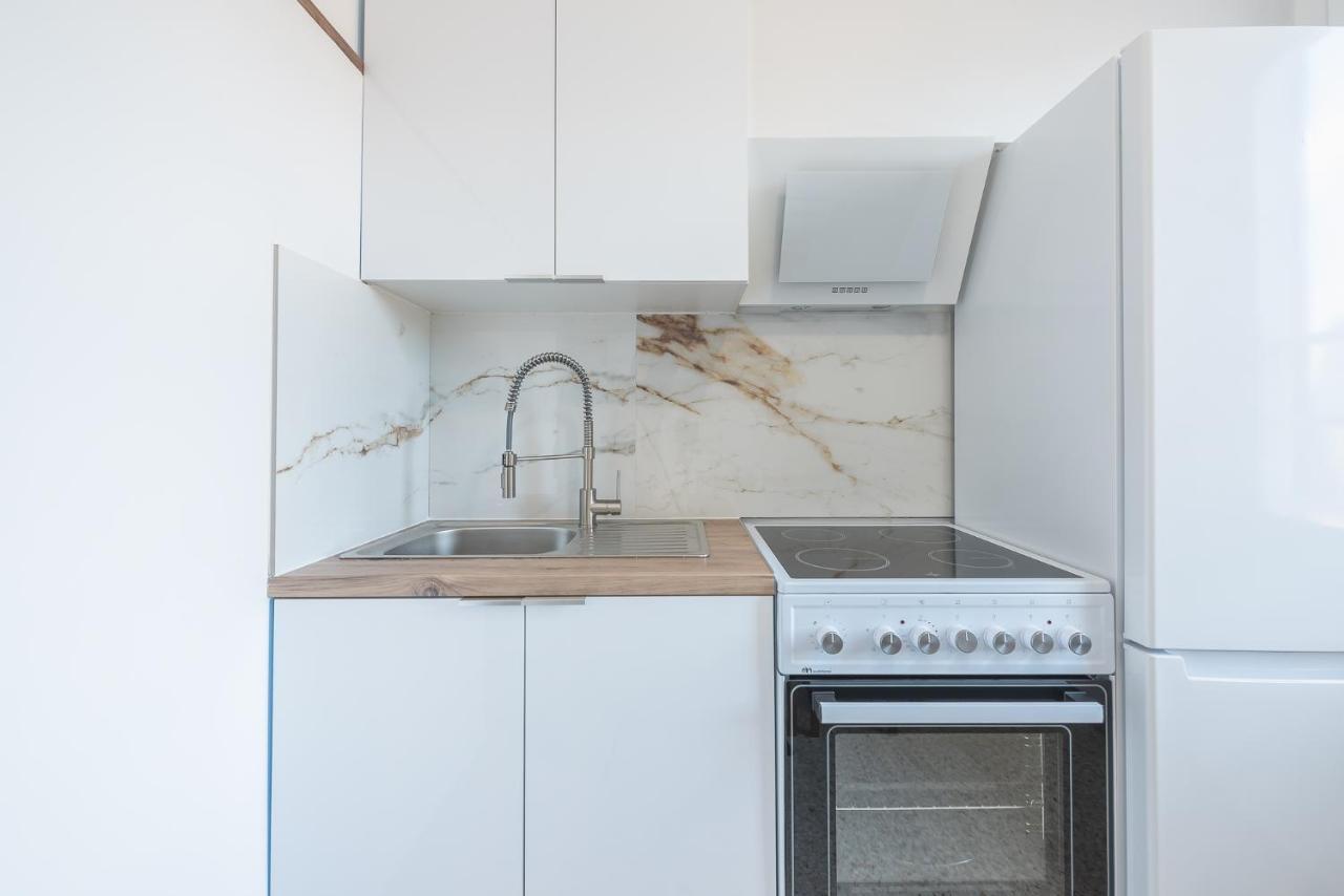 Stylish Luxury Apartment Near Acropolis At Syngrou-Fix Metro Station Афіни Екстер'єр фото